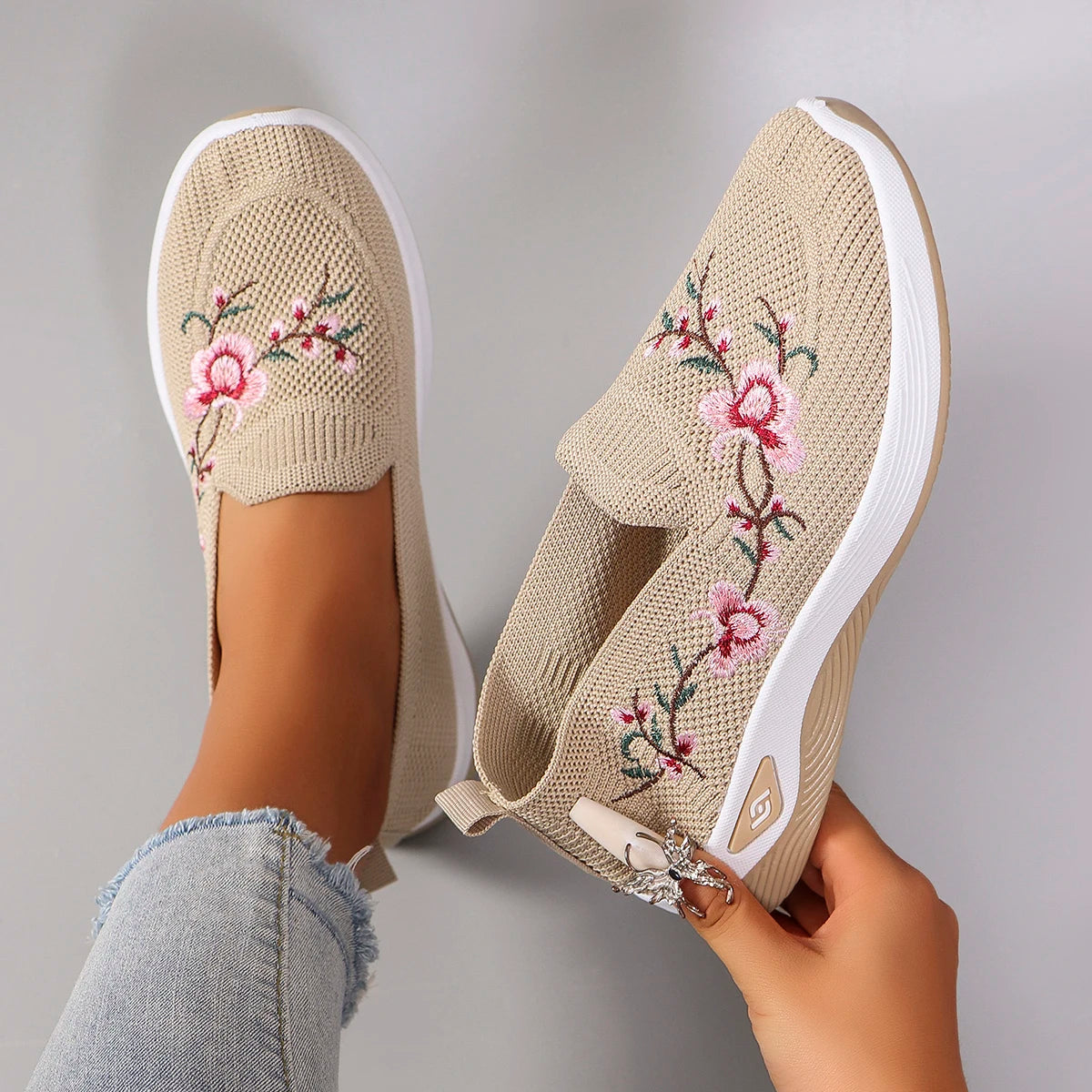 Women's summer breathable mesh flat shoes