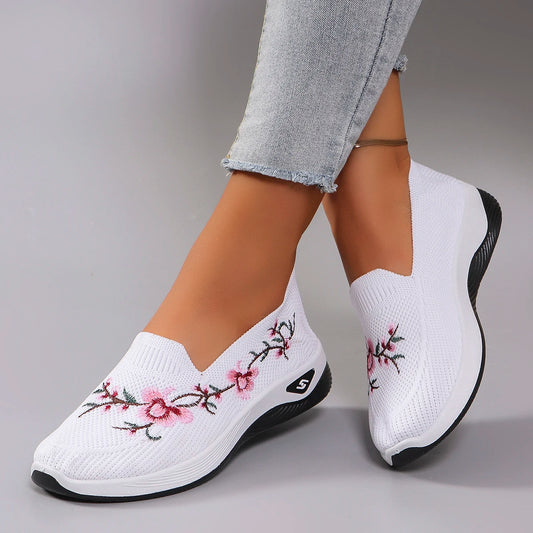 Women's summer breathable mesh flat shoes