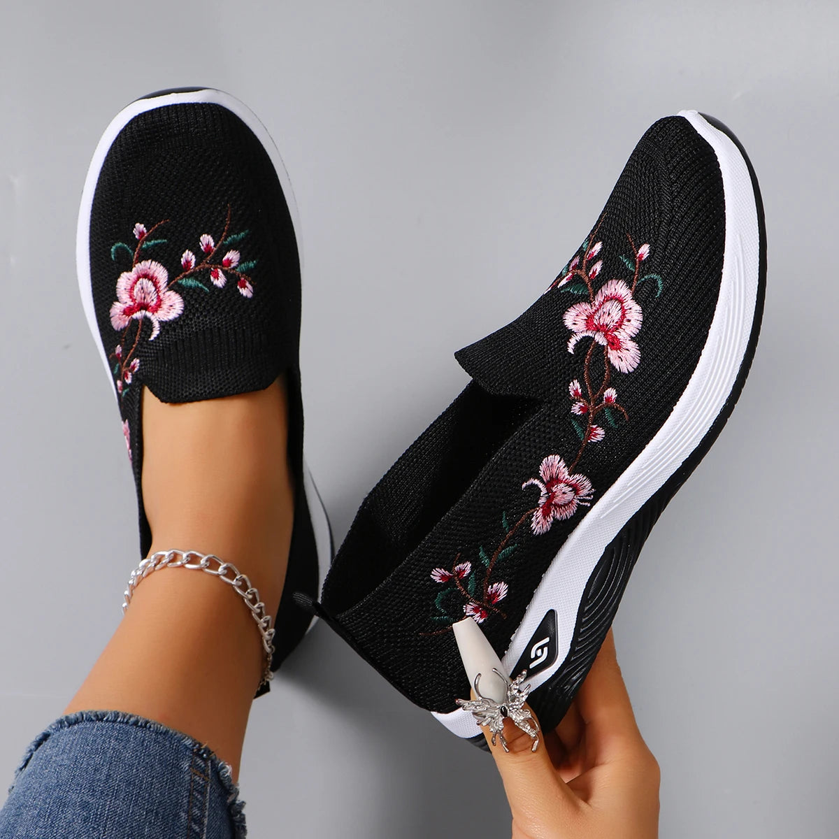 Women's summer breathable mesh flat shoes