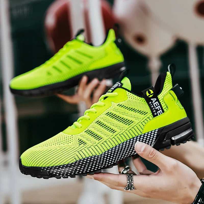 New Men Running Shoes Breathable Outdoor Sports Shoes Lightweight Sneakers