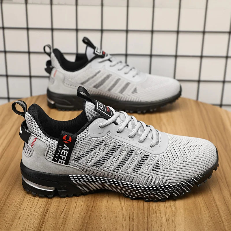 New Men Running Shoes Breathable Outdoor Sports Shoes Lightweight Sneakers