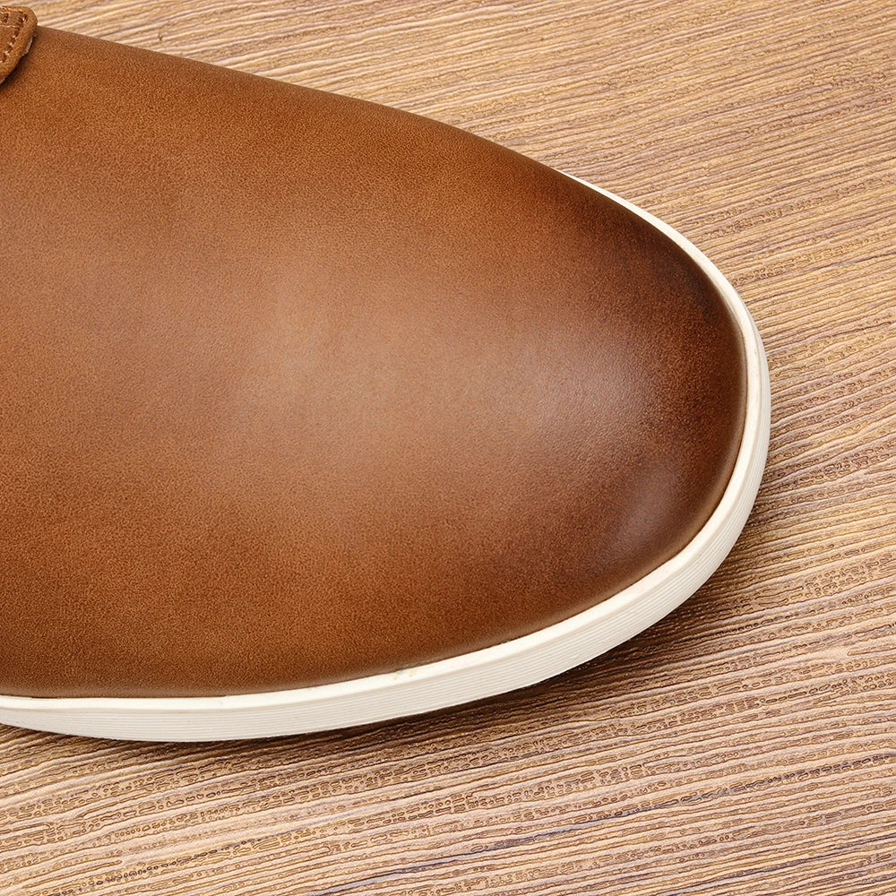 Men Sneakers Fashionable comfortable leather shoes 2026 men casual shoe