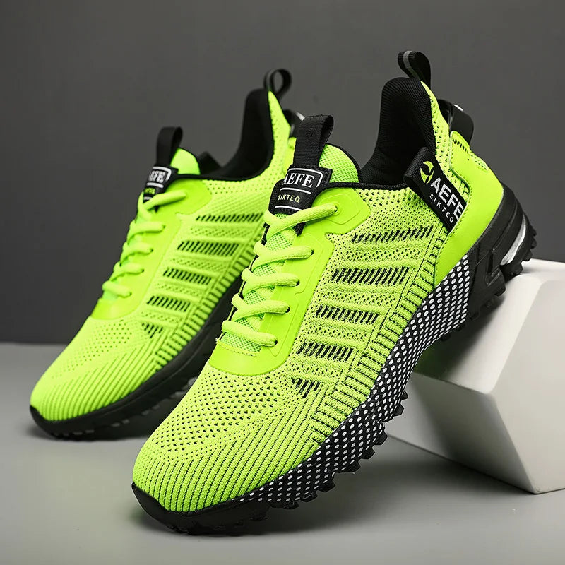 New Men Running Shoes Breathable Outdoor Sports Shoes Lightweight Sneakers
