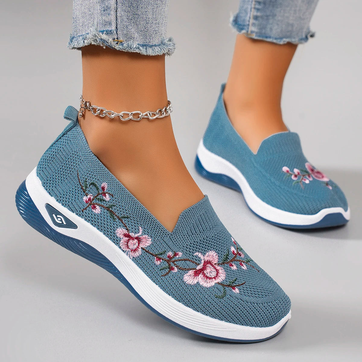 Women's summer breathable mesh flat shoes