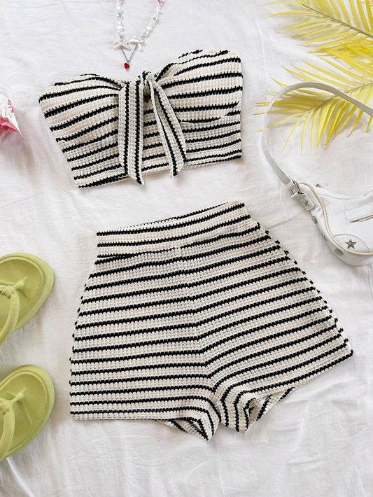 Elegant 2-Piece Fashion Striped Set with Butterfly