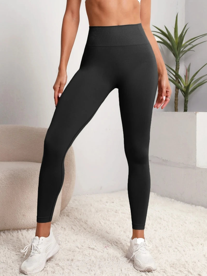 Women Seamless Hip Lifting Women Seamless Sports/Gym Clothing Sports