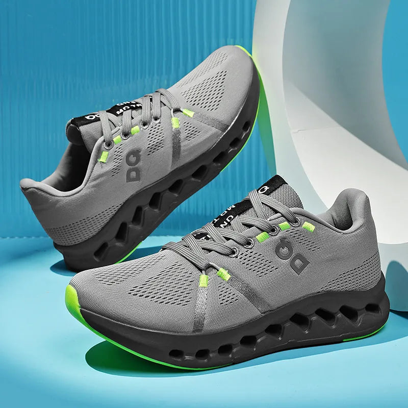 Spring new men's sports shoes for outdoor running shoes with cushioning and lightweight design
