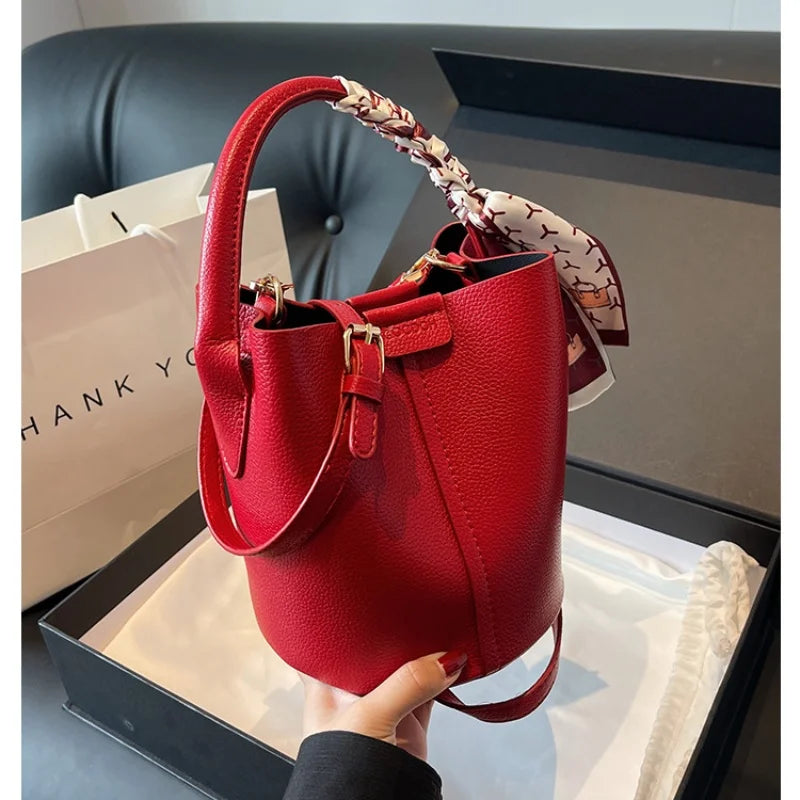 Simplicity High-end Women's Crossbody Bag Versatile Bucket Bag