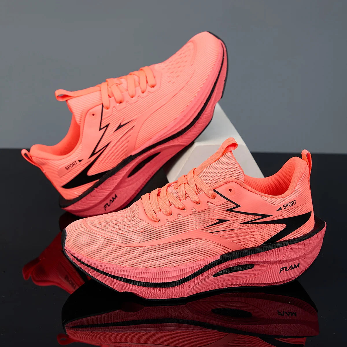 Men/Women Sports Running Shoes Breathable Lightweight Nonskid Sneakers