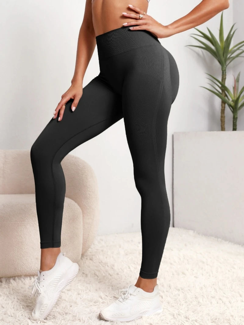 Women Seamless Hip Lifting Women Seamless Sports/Gym Clothing Sports