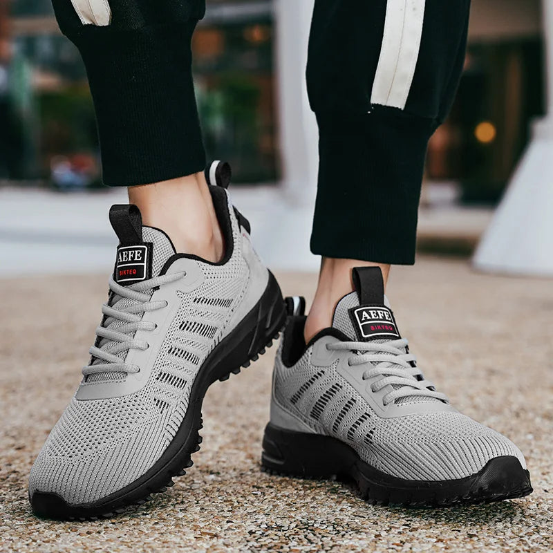 New Men Running Shoes Breathable Outdoor Sports Shoes Lightweight Sneakers